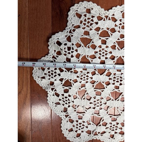 Hand-Crocheted Ivory Runner Rectangular Lace Floral Design 46"x14" Intricate Pat - Picture 7 of 10